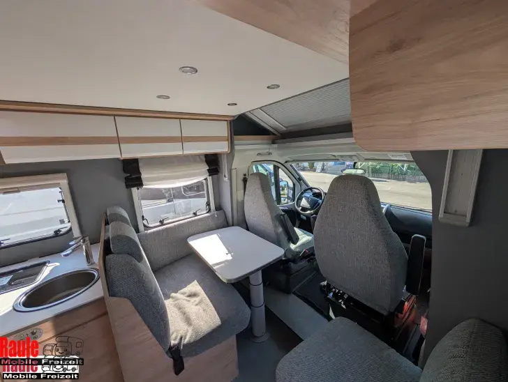 Fahrzeugbild Dethleffs Just Camp T 6812 EB *ab Oktober* #5