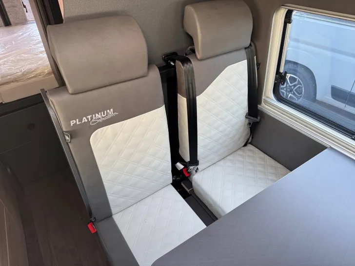 Fahrzeugbild Knaus BoxLife 600 MQ Platinum Selection *Care-Drive-Paket* #13