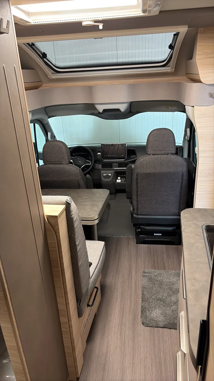 Sicht vorne-hinten Knaus Van TI Plus 650 MEG Platinum Selection Sofort verfügbar