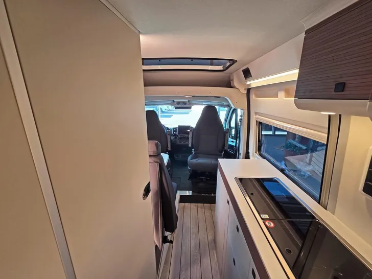 Fahrzeugbild Westfalia Columbus 540 D 140 PS Automatik Schlafdach*ACC #16