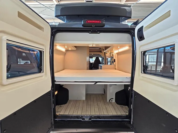 Fahrzeugbild Westfalia Columbus 540 D 140 PS Automatik Schlafdach*ACC #19