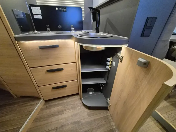 Fahrzeugbild Knaus L!VE WAVE PLATINUM SELECTION 650 MF *Klimaanlage*4090Kg*Navi* #19