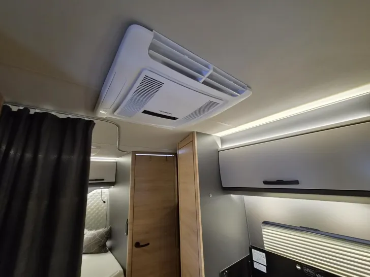 Fahrzeugbild Knaus L!VE WAVE PLATINUM SELECTION 650 MF *Klimaanlage*4090Kg*Navi* #22
