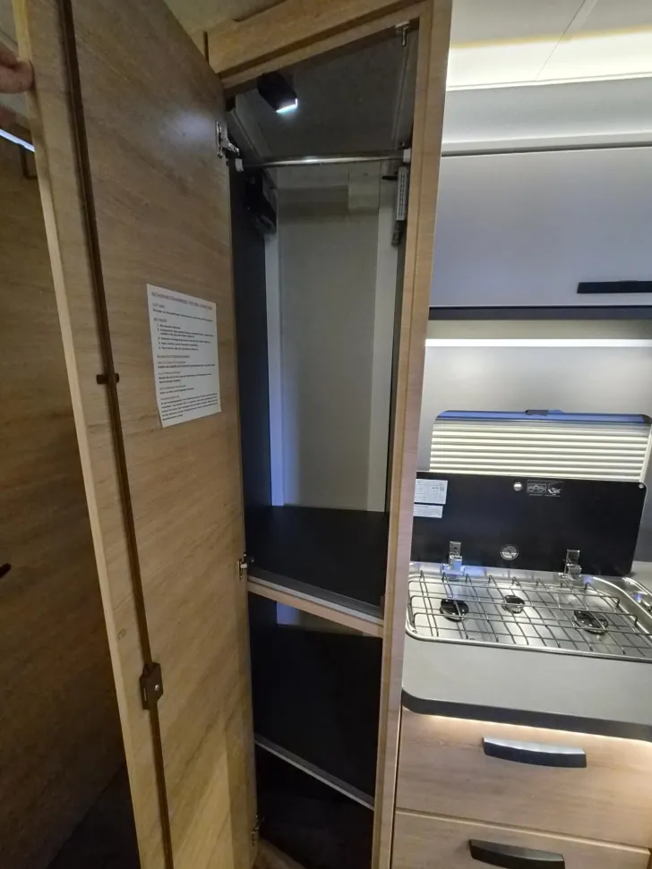 Fahrzeugbild Knaus L!VE WAVE PLATINUM SELECTION 650 MF *Klimaanlage*4090Kg*Navi* #25
