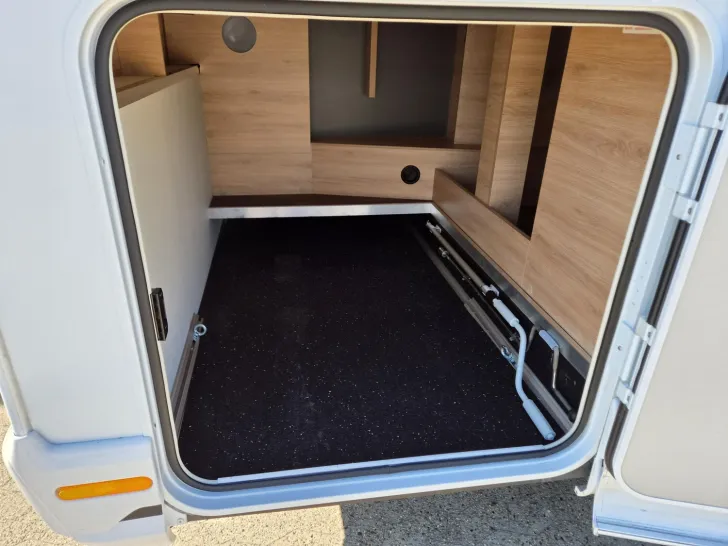 Fahrzeugbild Knaus L!VE WAVE PLATINUM SELECTION 650 MF *Klimaanlage*4090Kg*Navi* #33