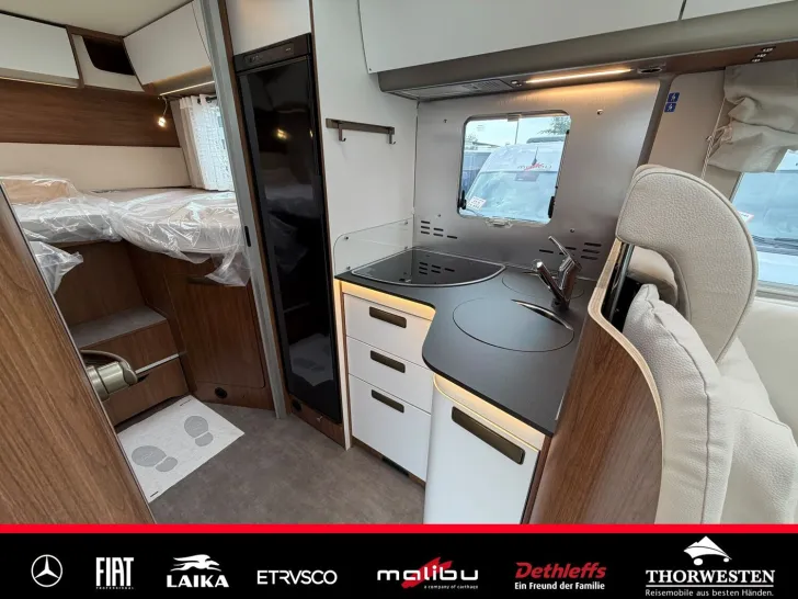Fahrzeugbild Laika Ecovip Titanio L 3019 Praktisches Badezimmer #15