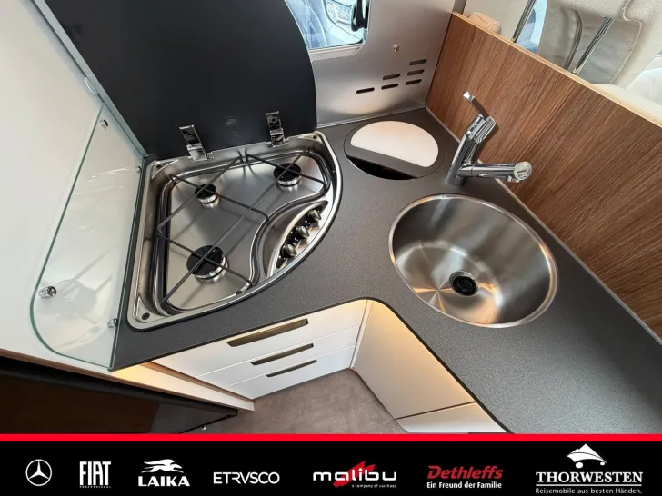Fahrzeugbild Laika Ecovip Titanio L 3019 Praktisches Badezimmer #16