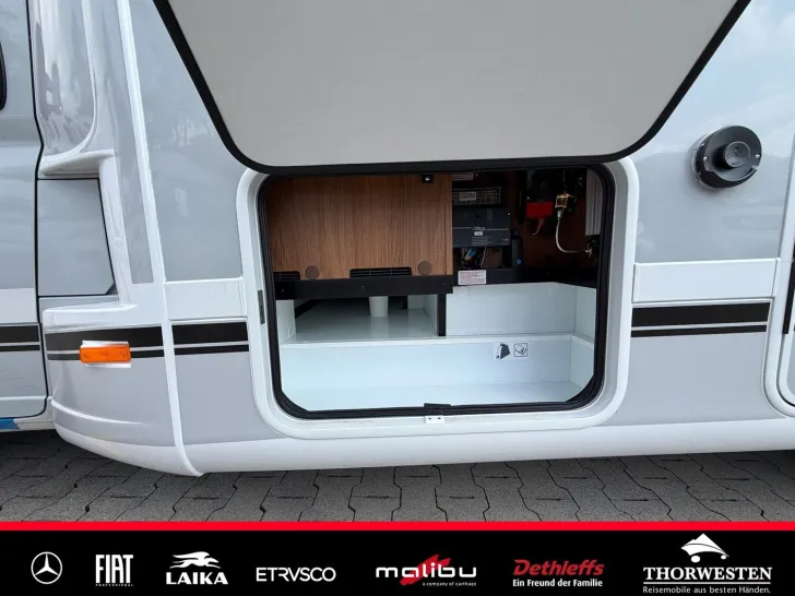 Fahrzeugbild Laika Ecovip Titanio L 3019 Praktisches Badezimmer #32
