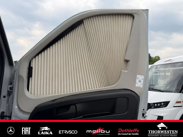 Fahrzeugbild Laika Ecovip Titanio L 3019 Praktisches Badezimmer #33