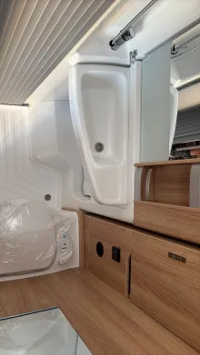 Toilette Knaus Sky TI 650 MEG Sondermodell
