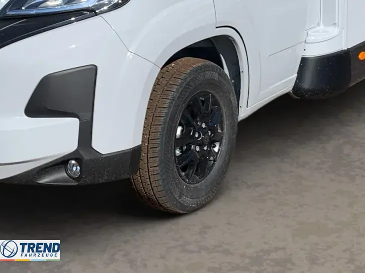 Fahrzeugbild Crosscamp EXPDN 7.4 E Peugeot #6
