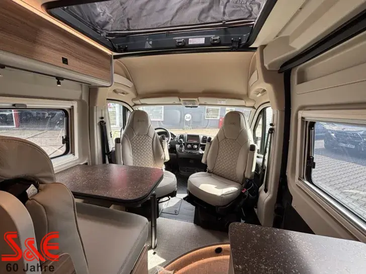 Fahrzeugbild Bürstner B66 C 600 #15