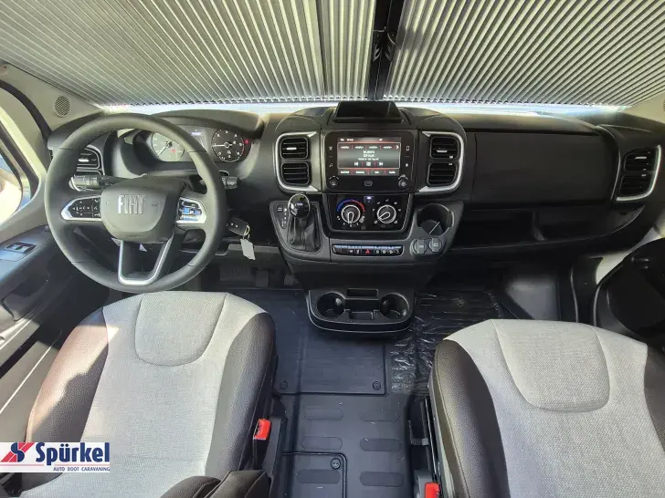 Fahrzeugbild Weinsberg CaraSuite EDITION SPICY 650 MF TraumMobil 2027 Automatik #4