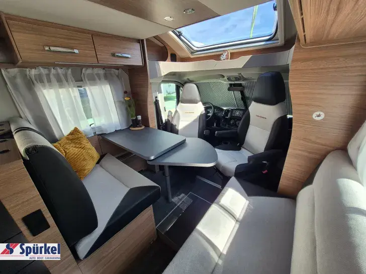Fahrzeugbild Weinsberg CaraSuite EDITION SPICY 650 MF TraumMobil 2027 Automatik #7