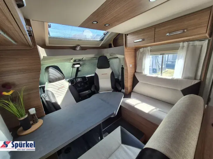 Fahrzeugbild Weinsberg CaraSuite EDITION SPICY 650 MF TraumMobil 2027 Automatik #26