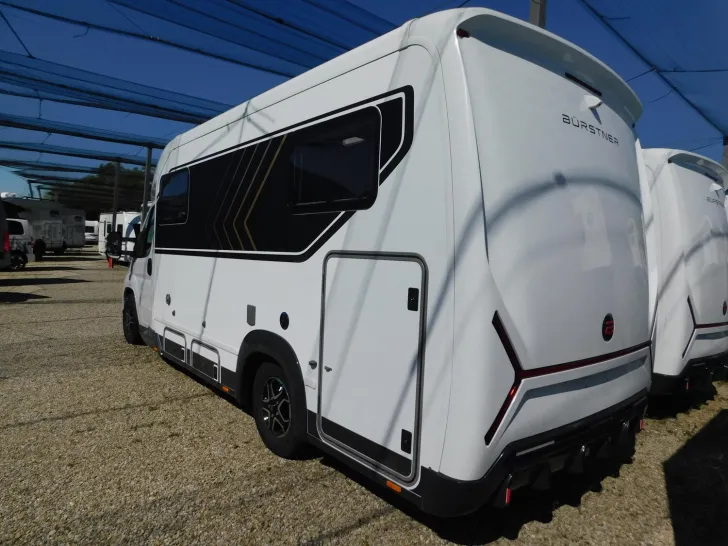 Fahrzeugbild Bürstner Signature SFT 7.0 Festtank-Toilette+Combi6E+Navi #4