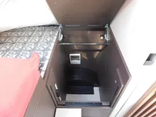 Fahrzeugbild Bürstner Signature SFT 7.0 Festtank-Toilette+Combi6E+Navi #17