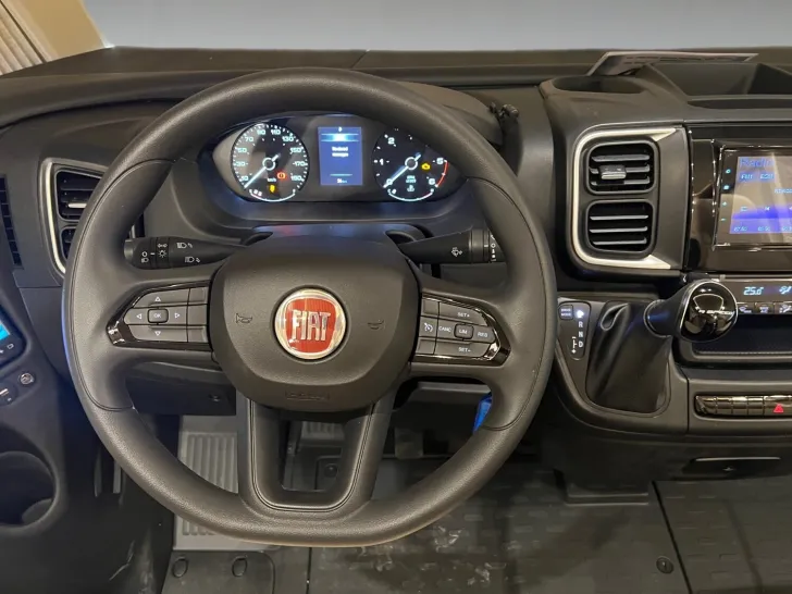 Fahrzeugbild Carthago c-tourer I 141 LE Smart Selection (436) #9