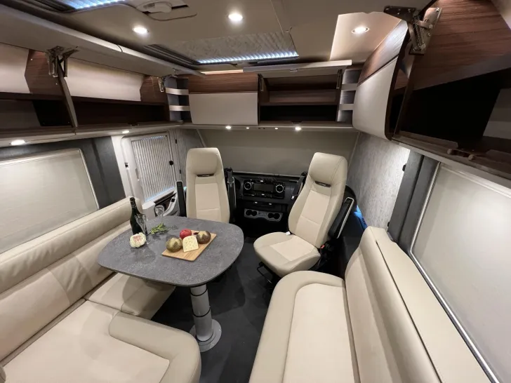 Fahrzeugbild Carthago chic c-line I 5.9 XL LE Strategic Buy (315) #15