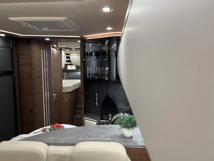 Fahrzeugbild Carthago chic c-line I 5.9 XL LE Strategic Buy (315) #19