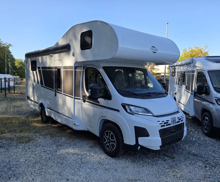 Fahrzeugbild Carado pro A 328 Einzelbetten umbaubar zu Doppelbett #1