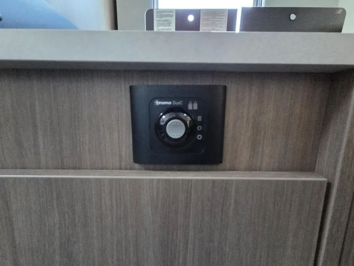 Fahrzeugbild Carado pro A 328 Einzelbetten umbaubar zu Doppelbett #32