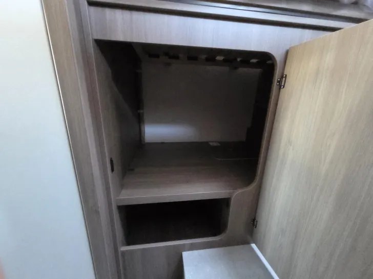 Fahrzeugbild Carado pro A 328 Einzelbetten umbaubar zu Doppelbett #38