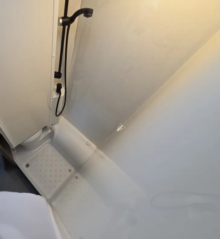 Fahrzeugbild Carado pro A 328 Einzelbetten umbaubar zu Doppelbett #42