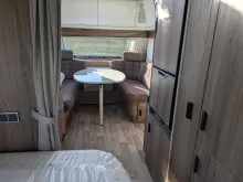 Fahrzeugbild Kabe Briljant 470 XL Antischlingerkupplung/ATC/1700kg/Kompressor Kühlschrank #18