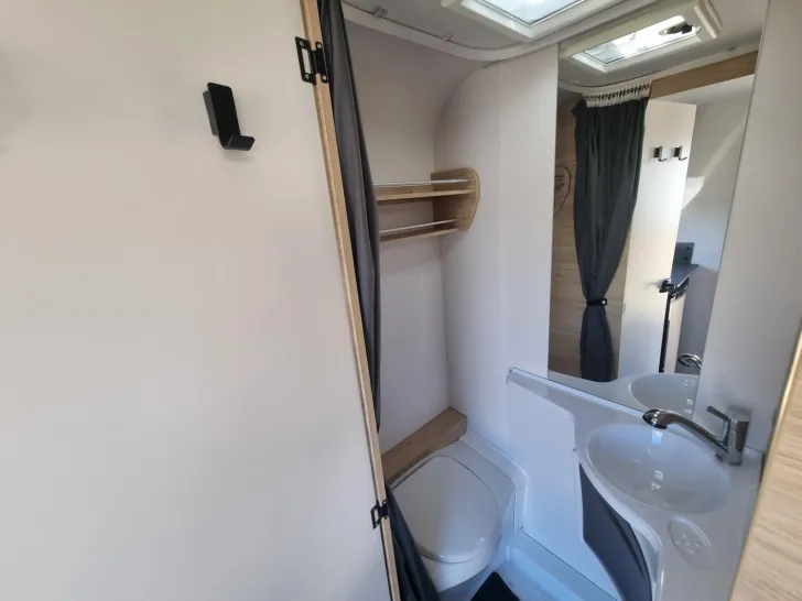 Fahrzeugbild Caravelair Alba 400 #19