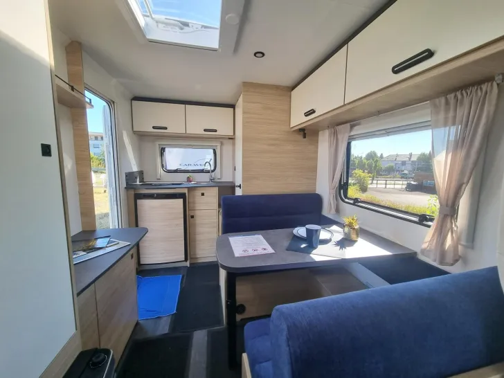 Fahrzeugbild Caravelair Alba 400 #21