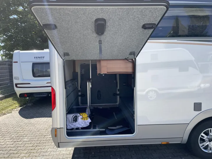 Fahrzeugbild Carthago liner-for-two I 53 L Iveco #3