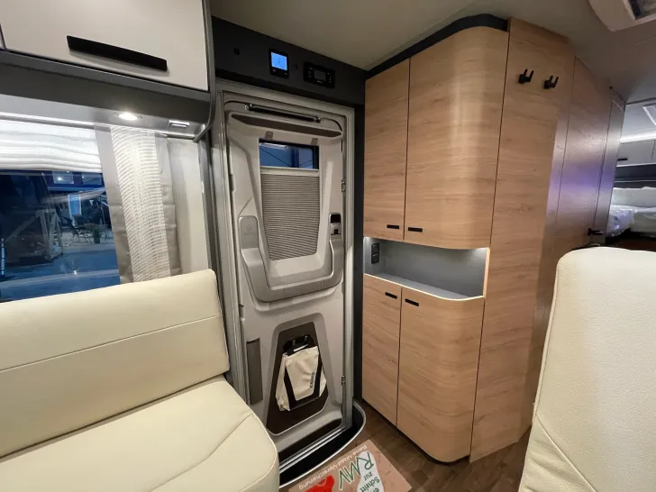 Fahrzeugbild Knaus L!VE I 900 LEG +TOP ANGEBOT+ #40