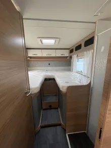 Fahrzeugbild Weinsberg CaraSuite EDITION SPICY 700 MEG Mit Hubbett #7