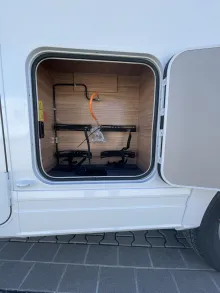 Fahrzeugbild Weinsberg CaraSuite EDITION SPICY 700 MEG Mit Hubbett #16