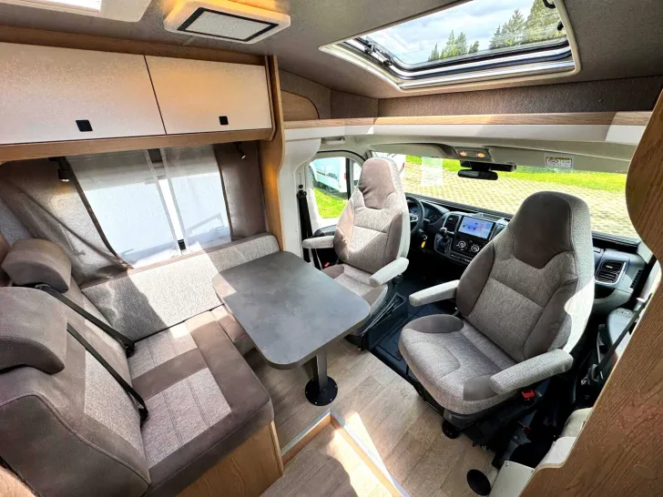 Fahrzeugbild Hobby OnTour C 680 GE ROADfans Edition #9