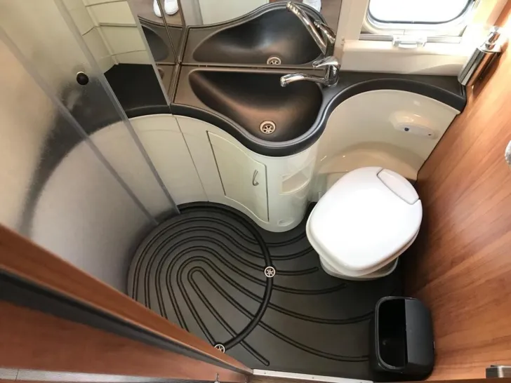 Fahrzeugbild Eura Mobil Activa 770 EB #5