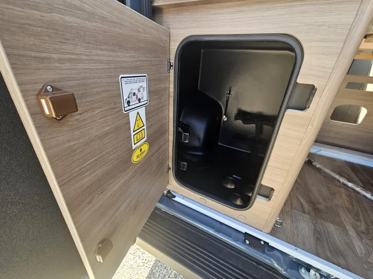 Fahrzeugbild Carado pro CV 540 Automatik|LED|ProPaket|Markise|NAVI #19