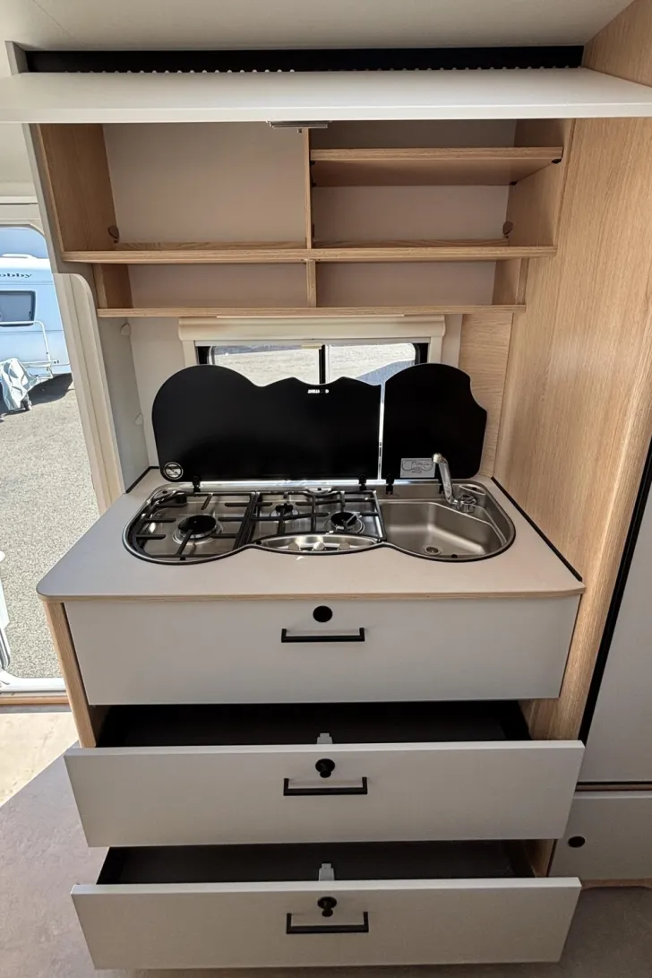 Fahrzeugbild LMC Style 490 K #16
