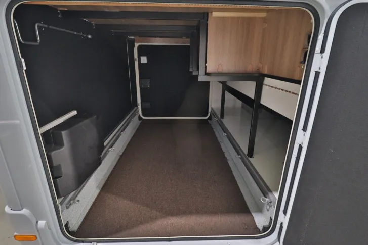 Fahrzeugbild Dethleffs Grand ALPA 7820 Aut/Einzelbetten/Rundsitzgruppe/ #6