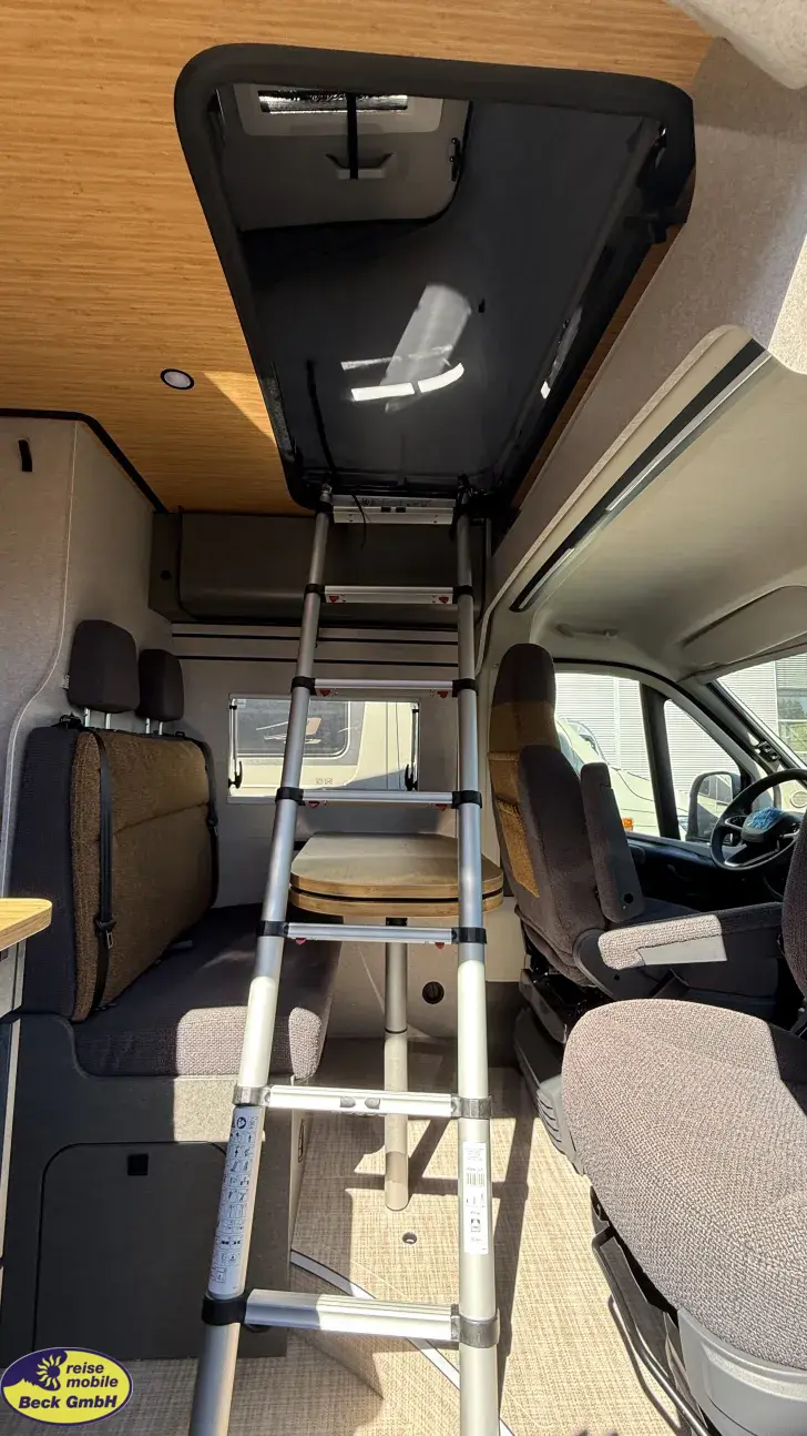 Fahrzeugbild Hymer Camper Van Redwood 600 Explorer Markteinführung #7