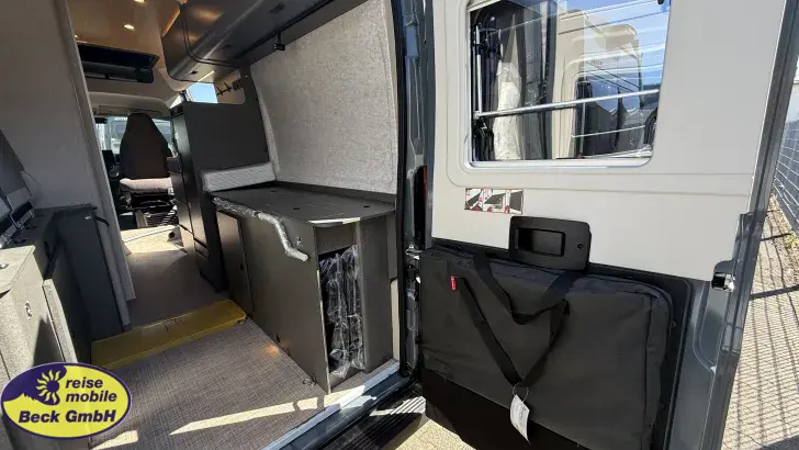 Fahrzeugbild Hymer Camper Van Redwood 600 Explorer Markteinführung #23