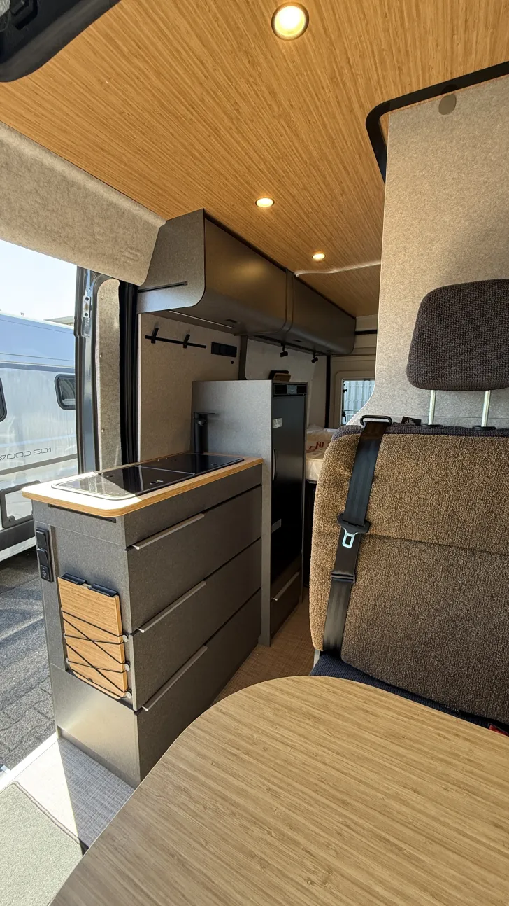 Fahrzeugbild Hymer Camper Van Redwood 601 Explorer Markteinführung #15
