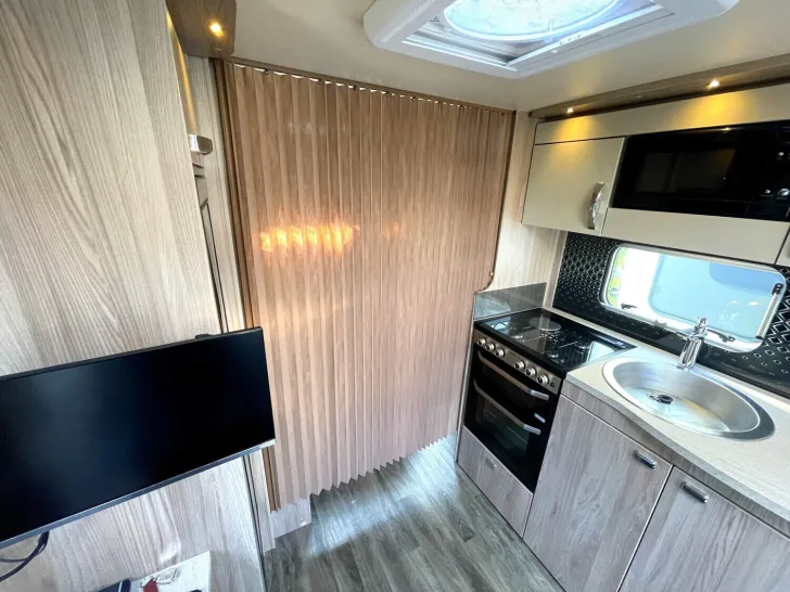 Fahrzeugbild Sprite Cruzer 550 SR VORZELT|MOVER|SAT-TV|MAXXFAN|SOLAR #10