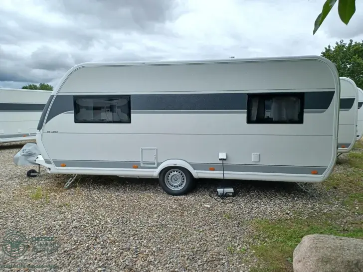 Fahrzeugbild Hobby De Luxe 495 UL *Perfekter Reisewagen* #4