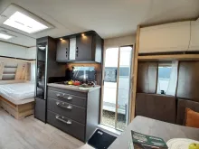 Fahrzeugbild Hobby De Luxe 495 UL *Perfekter Reisewagen* #8