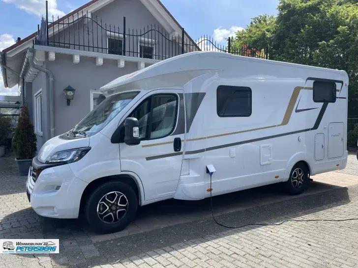 Fahrzeugbild Eura Mobil Profila T 660 EB 180 PS * Sat/TV * Dachklima #4