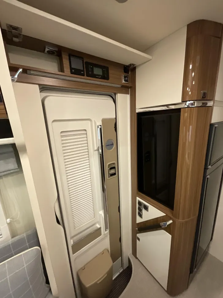 Fahrzeugbild Eura Mobil Contura 766 EF #7