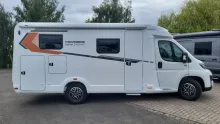 Schräg Vorne Weinsberg CaraCompact 600 MEG EDITION [PEPPER]