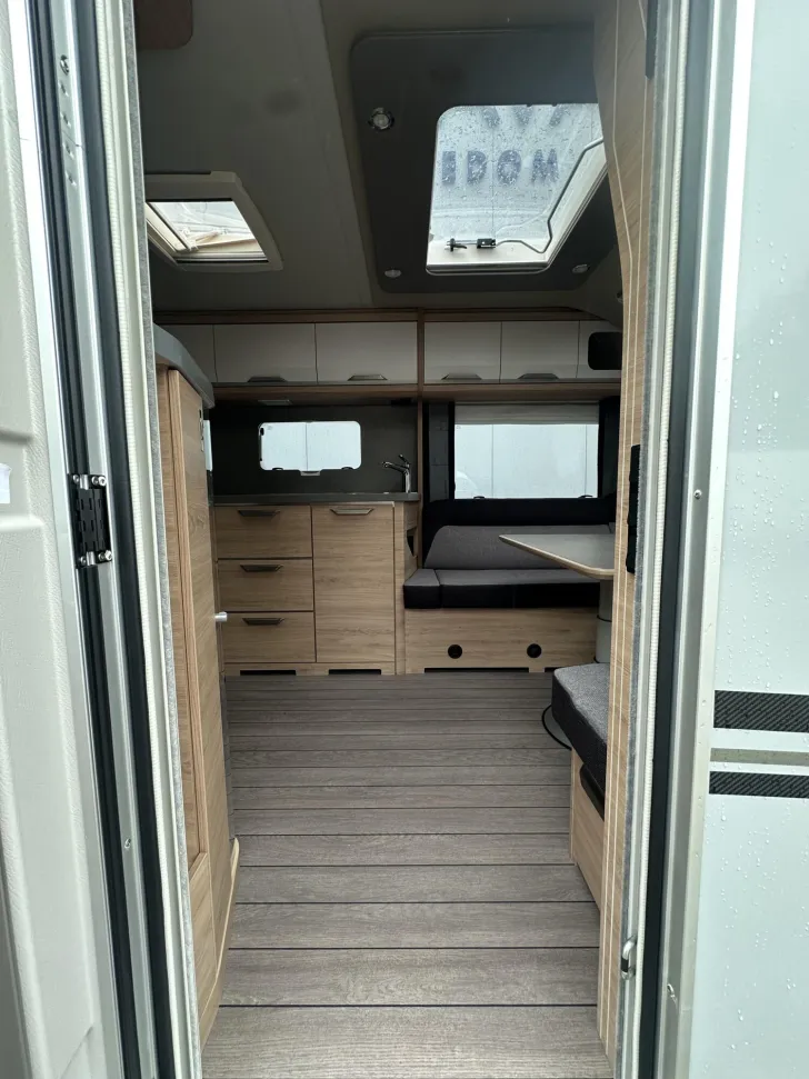 Fahrzeugbild Knaus Südwind BLACK SELECTION 650 UDF #7